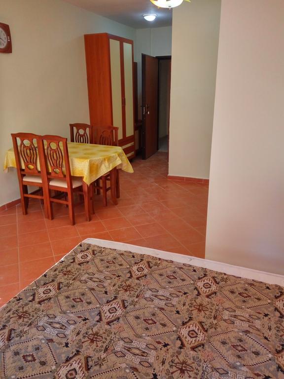 Aldom Apartments Δυρράχιο Εξωτερικό φωτογραφία